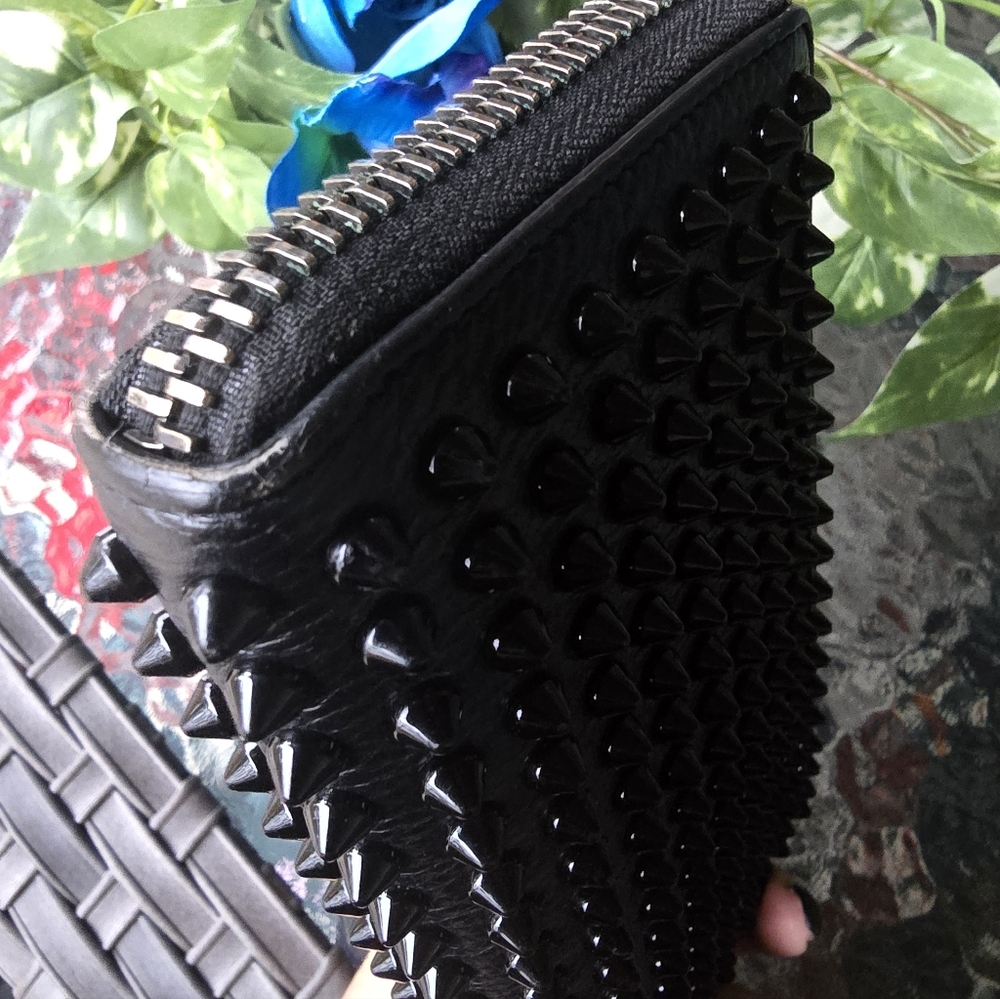 Authentic Christian Louboutin Black Studded Long Zippy Wallet - Picture 7 of 16